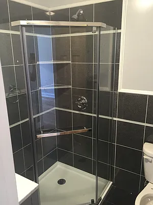 Rented by Kenneth Rosenblum, LREB | media 24