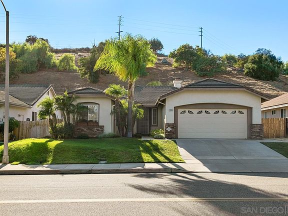 2nd image of 1339 Bernardo Ave