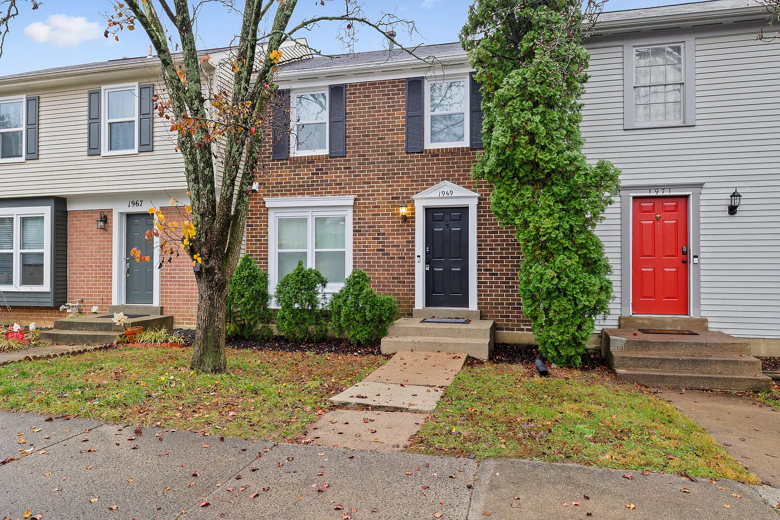 1969 Fountainbrook Ct photo 1