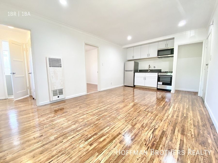 1st image of 1519 Laurel Canyon Blvd #1