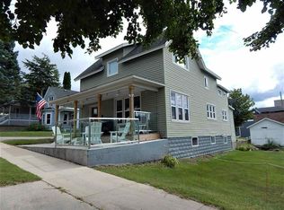 512 E Lake St, Petoskey, MI 49770