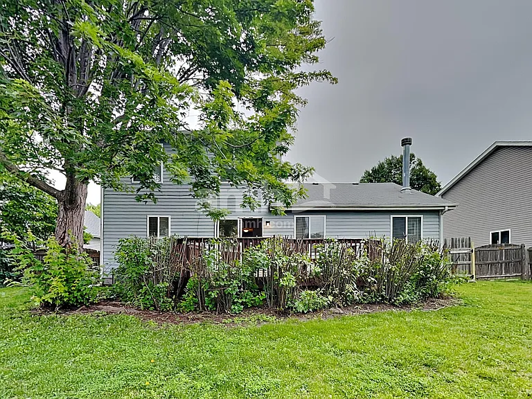 609 Red Barn Trl — Photo 21