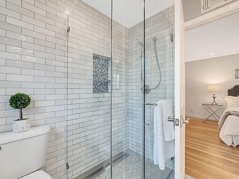 661 W Remington Dr — Photo 10