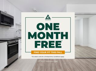 77 Parkwoods Village Dr., Toronto, ON M3A 2Y3