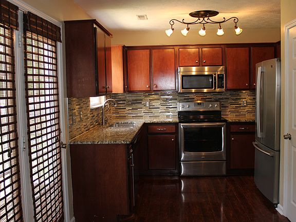 5th image of 116 Bankside Dr