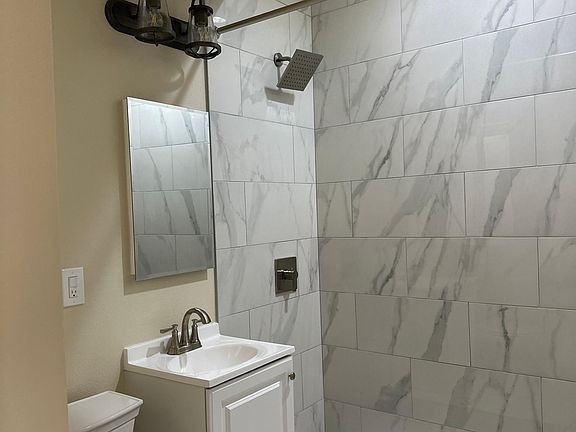 4th image of 3921 E Livingston Dr APT 10