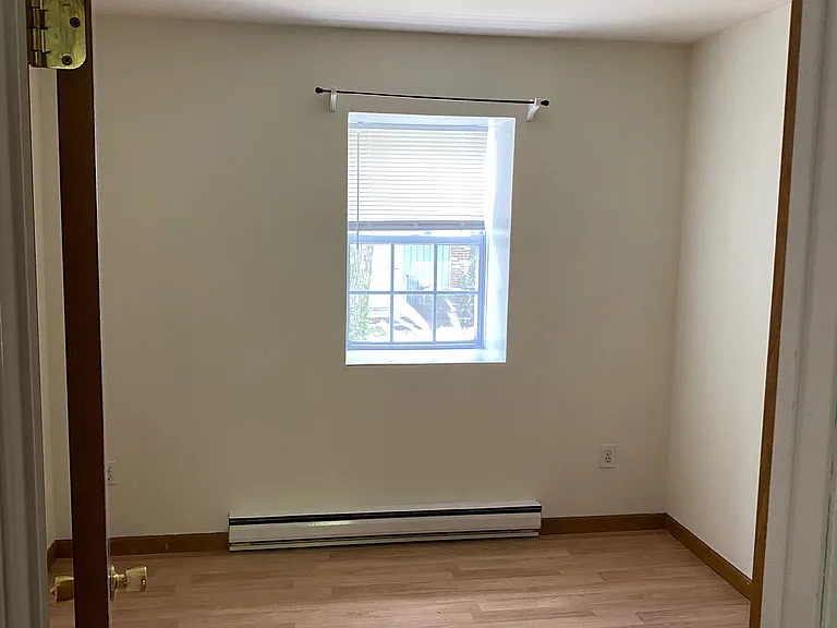 61 Taylor Ave #D — Photo 14