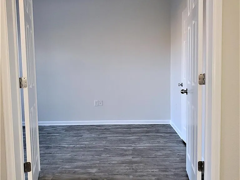 1747 N Pearl St #201 — Photo 15