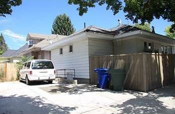 2nd image of 1030 Lincoln St