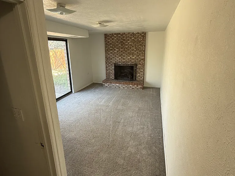 3245 S Lamar St — Photo 12