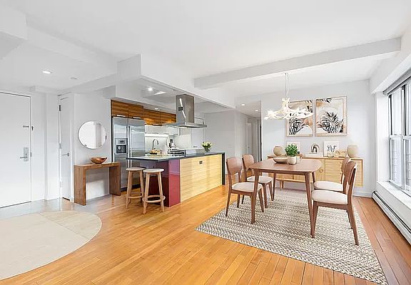 2nd image of 317 16th St APT 3B