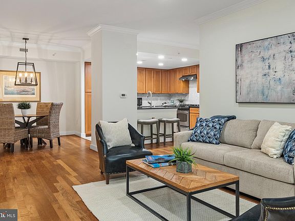 4th image of 5 Park Pl APT 117