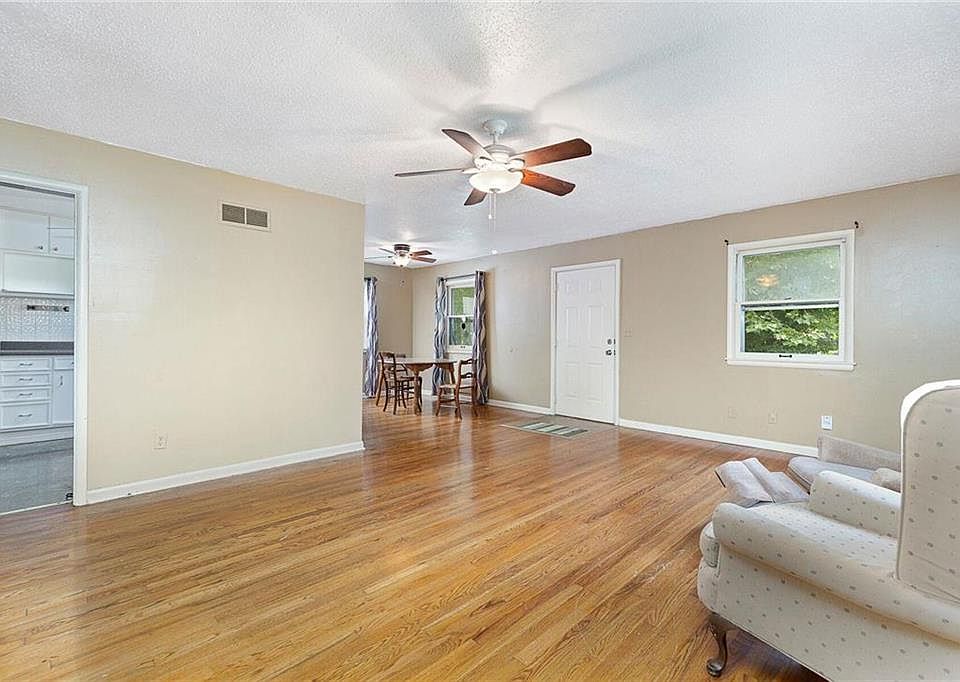 1st image of 3414 N 73rd Dr