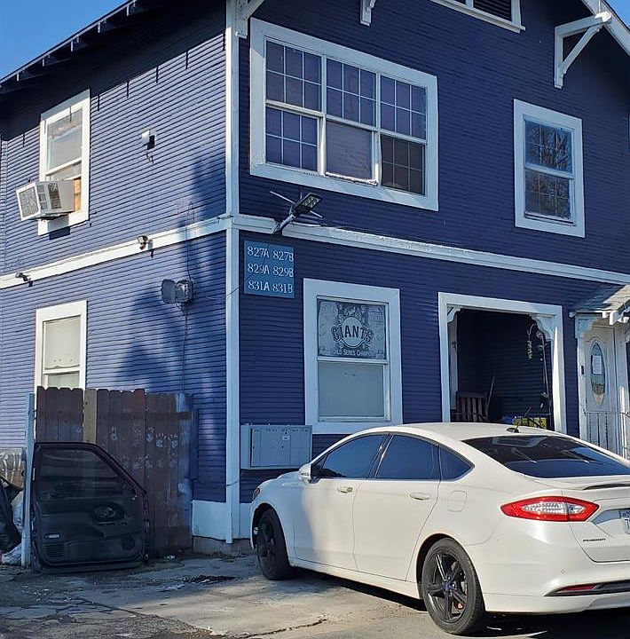 1st image of 827 S San Joaquin St