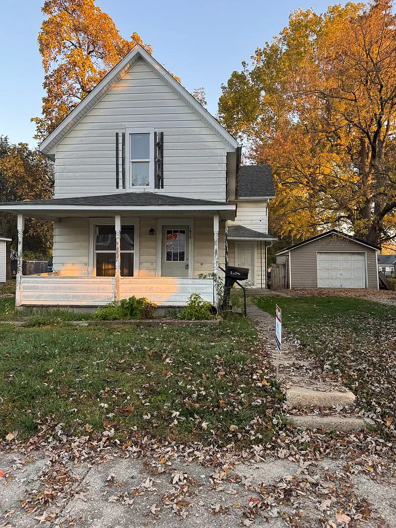 Check Out This 3-Bed/1-Bed House in Bluffton! — Photo 1