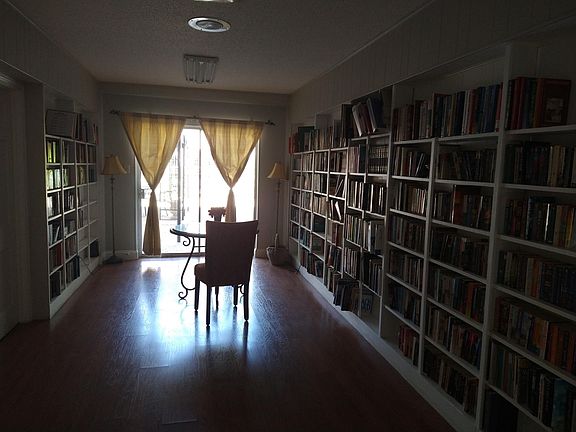 4th image of 8401 N New Braunfels Ave APT 214