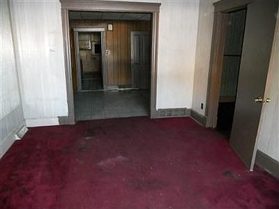 5th image of 4718 Tod Ave