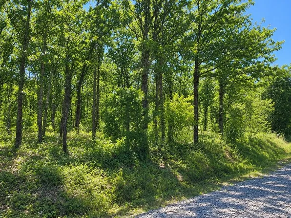 12 Lenna Rd, Eufaula, OK 74432