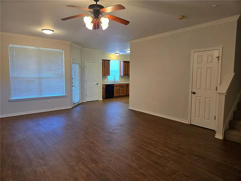 1425 W Villa Maria Rd #603 — Photo 2