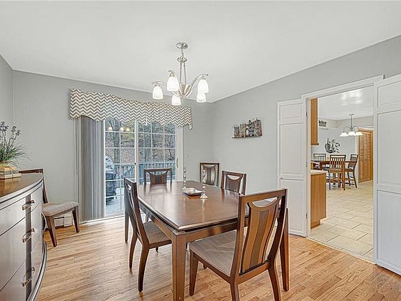 5th image of 2 Teresa Ln