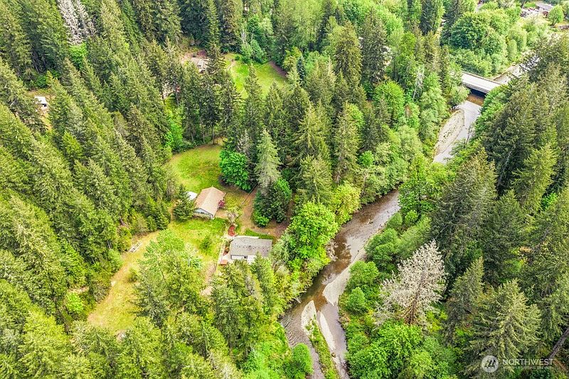 3rd image of 3480 NE Belfair Tahuya Road
