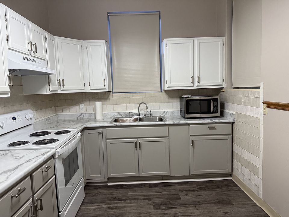 1st image of 1413 Penrose St