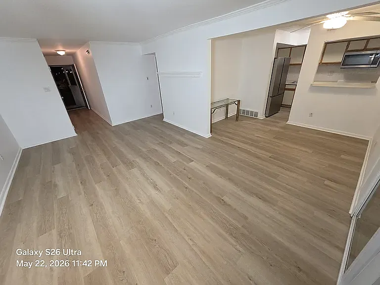 2 bed, 934 sqft, $2,150 — Photo 1