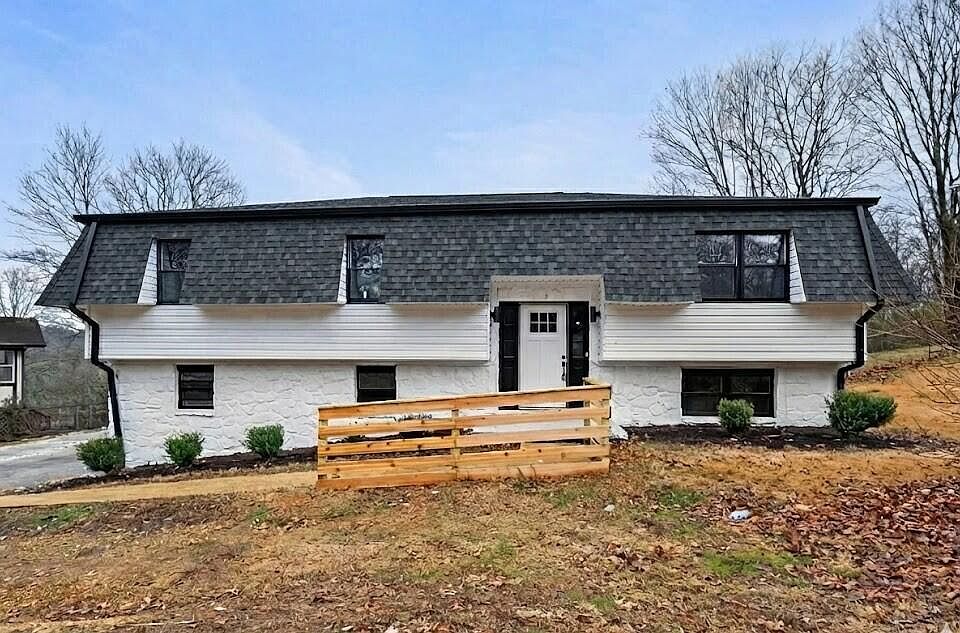 1st image of 1148 Boy Scout Rd