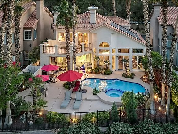 5th image of 2128 Bay Hill Dr