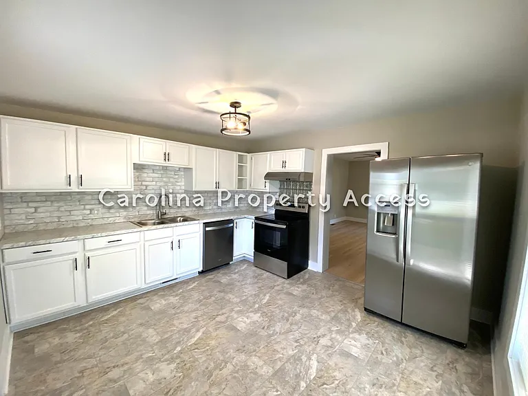 2928 Evans Rd — Photo 12