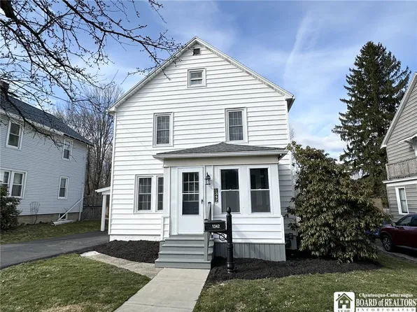 1342 Newland Ave, Jamestown, NY 14701