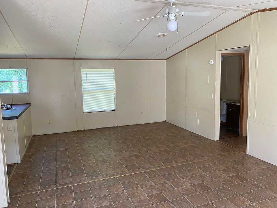 1st image of 603 Ravenwood Dr