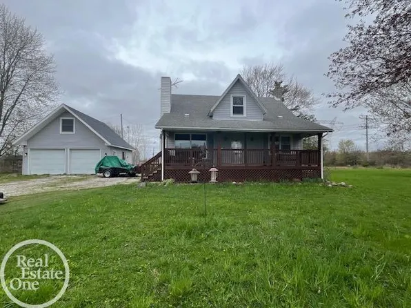 9402 Rynn Rd, Avoca, MI 48006