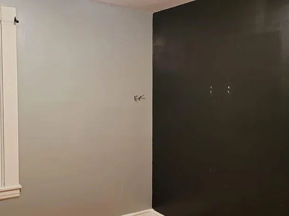 5th image of 312 Craig St #2