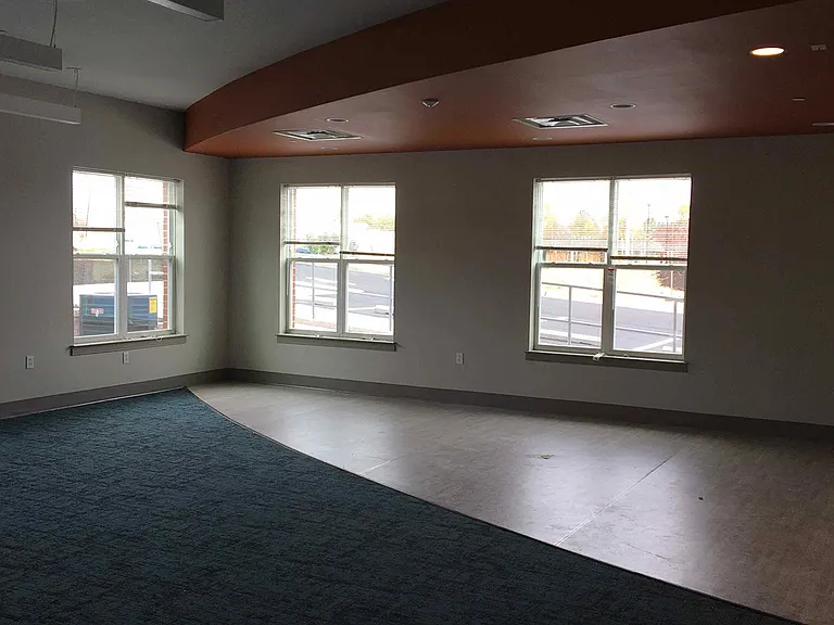 Community room with large entertaining space