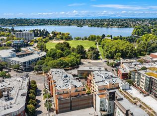 410 NE 70th St APT 306, Seattle, WA 98115