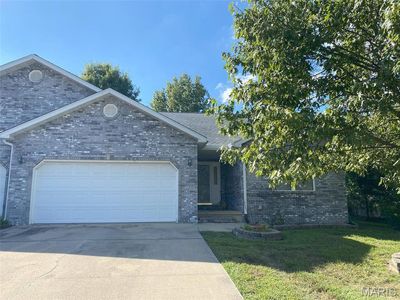 503 N Creek Xing, Trenton, IL, 62293