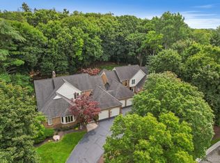 35 Vaughan Ridge Rd, Bloomfield Hills, MI 48304