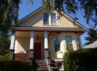 940 NW 54th St, Seattle, WA 98107