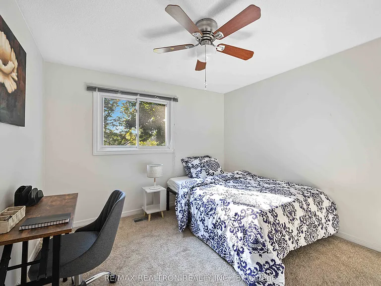 264 Galway Ct — Photo 11