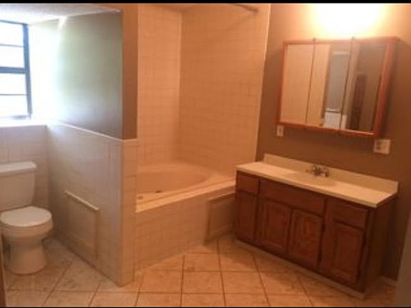 2nd image of 26051 Heavenly Ln