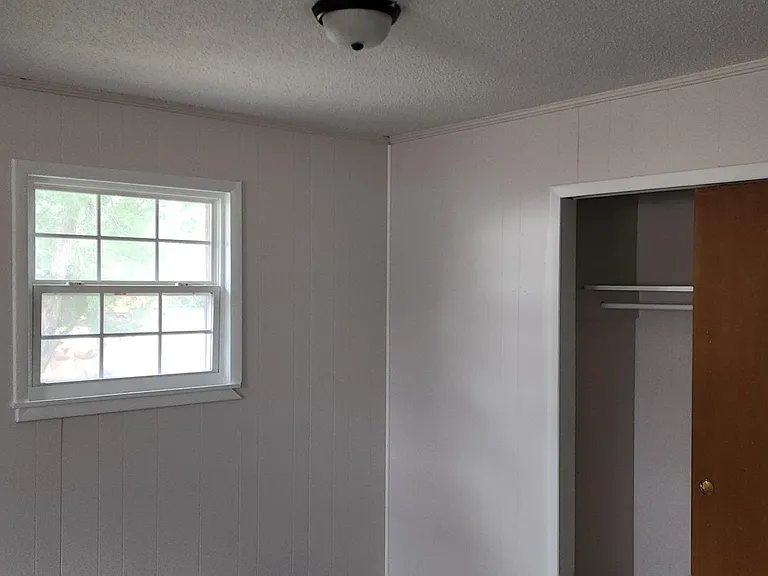 1048 Patterson Cir — Photo 32