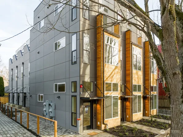 1110 33rd Ave C, Seattle, WA 98122