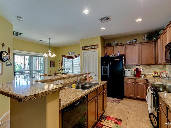 4th image of 1782 W Corriente Dr