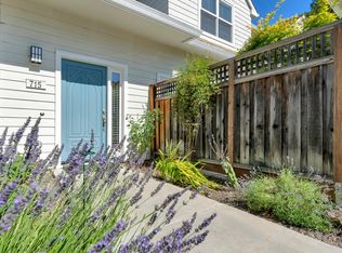 715 Astor Ct, Mountain View, CA 94043