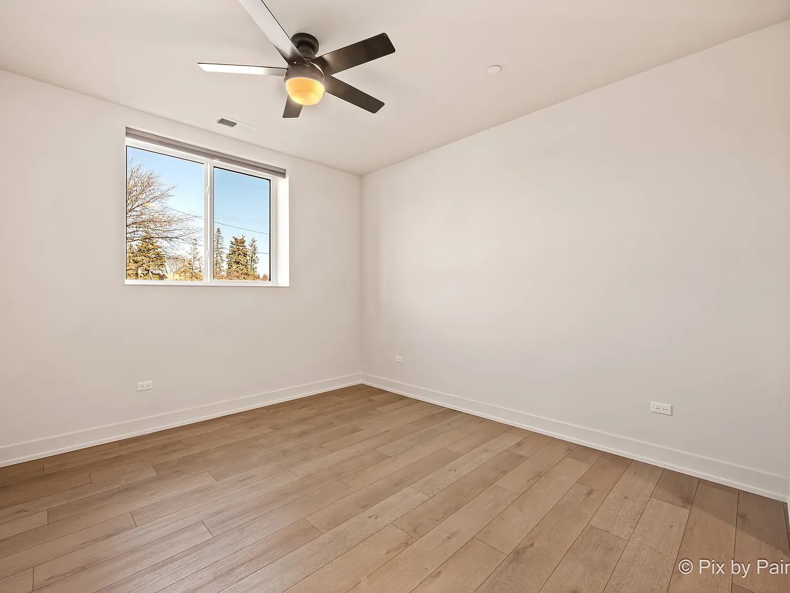 27 W Park Blvd — Photo 4