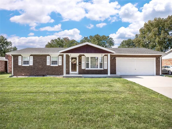 3117 Mockingbird Ln, Granite City, IL 62040
