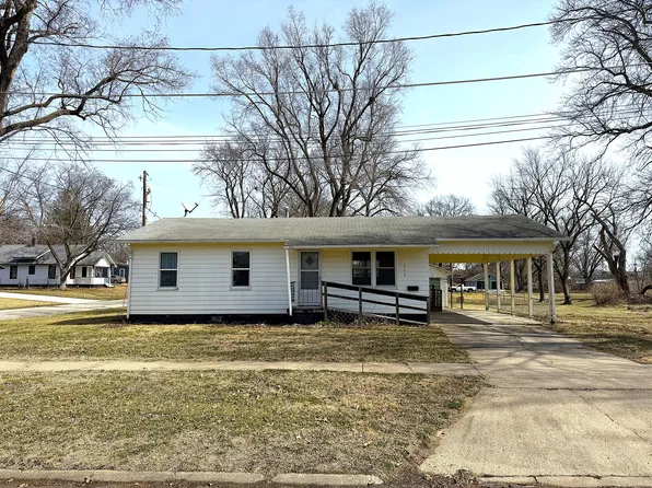 323 N 11th St, Clarinda, IA 51632