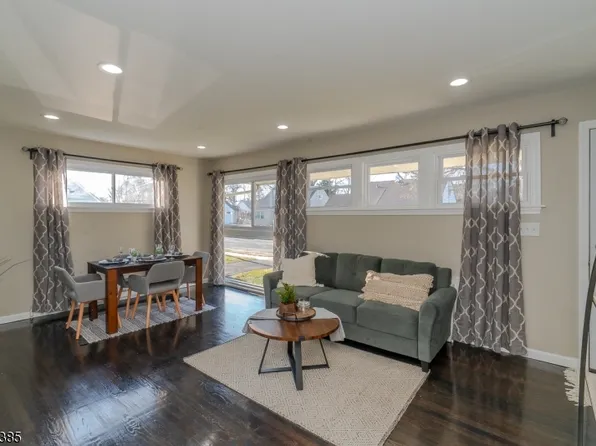 719 Franklin Ter, Roselle, NJ 07203