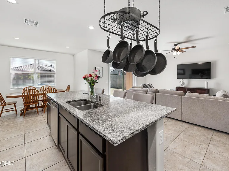 35419 W San Ildefanso Ave — Photo 13